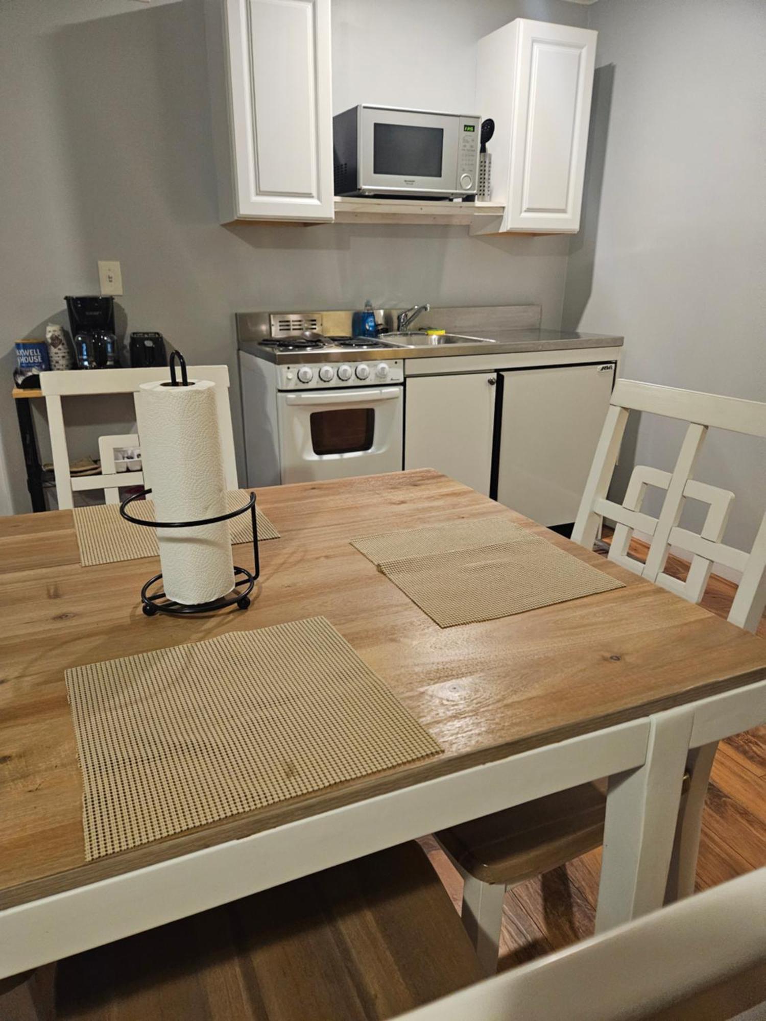 Captain'S Inn And Suites Александрия Бей Екстериор снимка